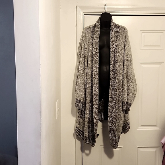 FASHION ELEMENTS - Picture 2 of 4